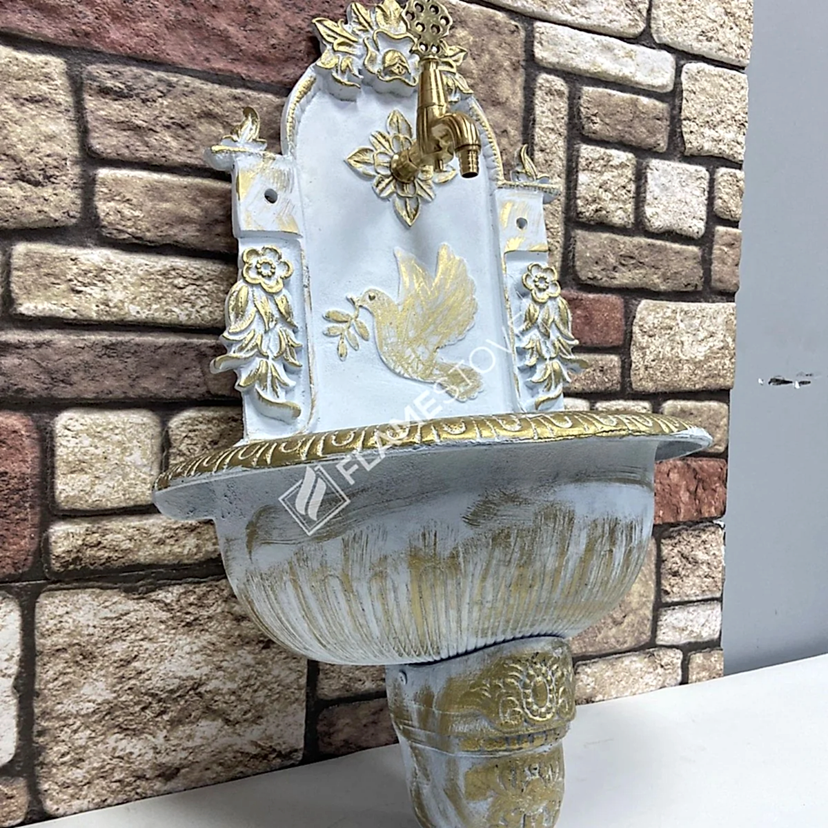 Kuş Desenli Beyaz Alüminyum Bahçe Çeşmesi, Pirinç Musluklu, Dayanıklı Dış Mekan